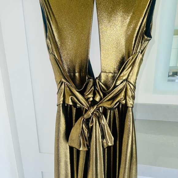 HALSTON Gold Metallic Plunge Dress-LIKE NEW - Picture 5 of 8